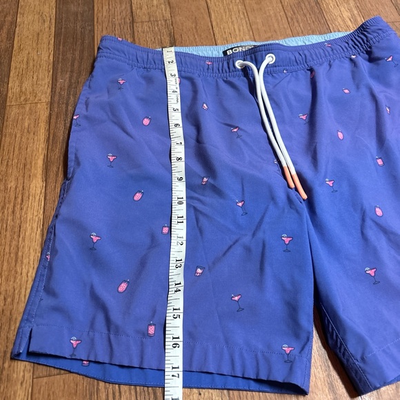 Bonobos - Picture 2 of 5